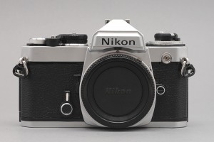 Nikon FE Cromata