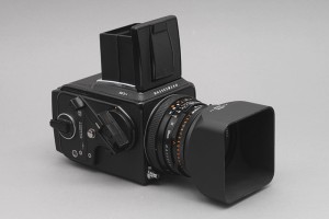 Hasselblad 503CX con 80mm CF e A12 (6×6)