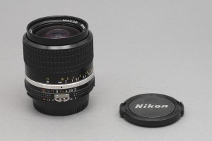 28mm F.2 Nikon AIS